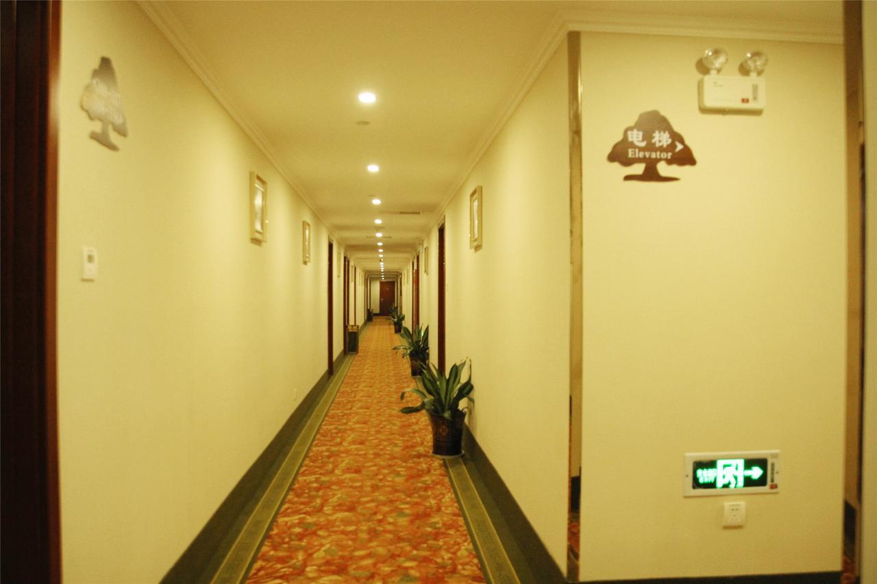 Greentree Inn Zhejiang Taizhou Tiantai Bus Station Express Hotel Buitenkant foto