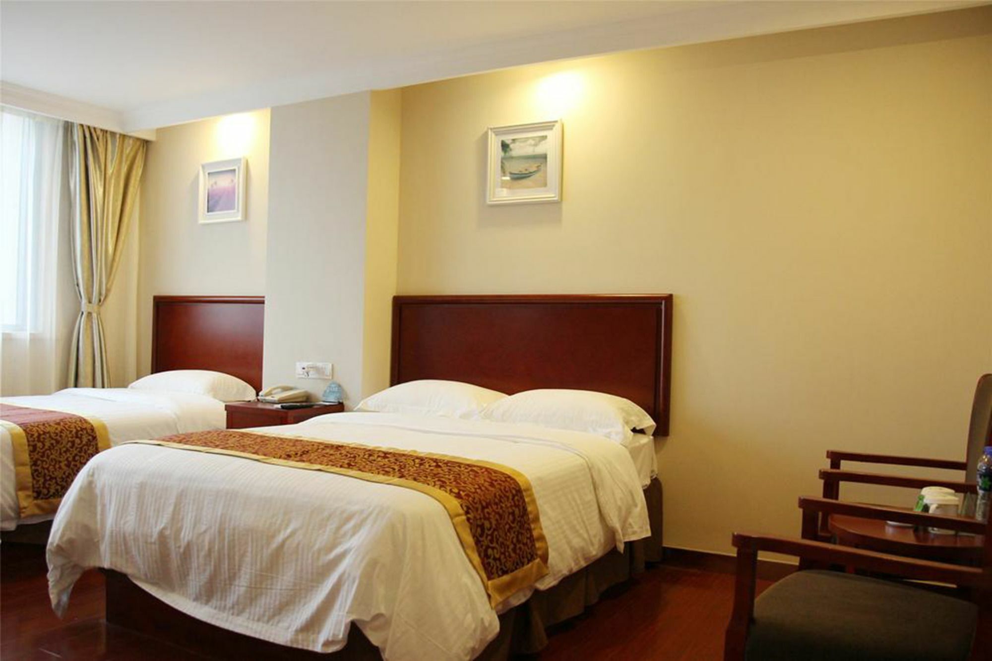 Greentree Inn Zhejiang Taizhou Tiantai Bus Station Express Hotel Buitenkant foto